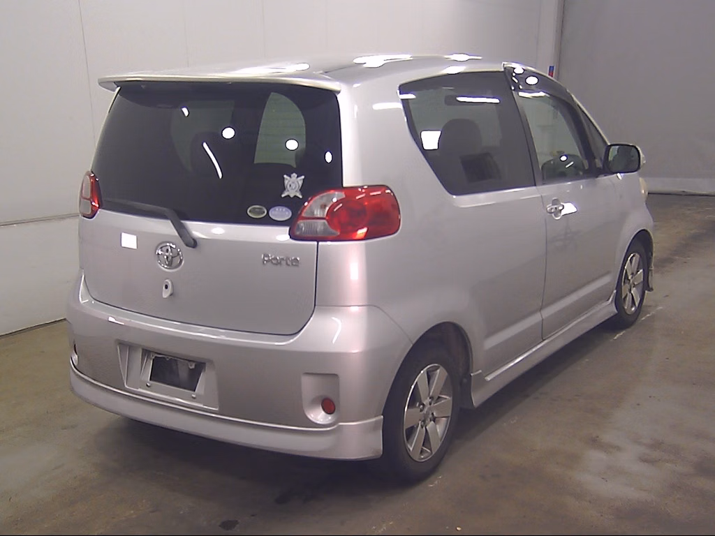 TOYOTA PORTE