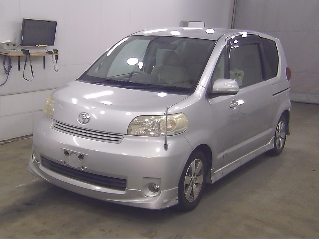TOYOTA PORTE