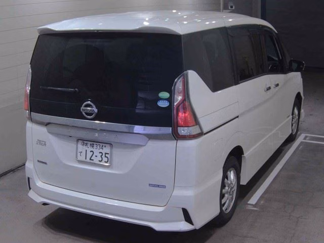 NISSAN SERENA