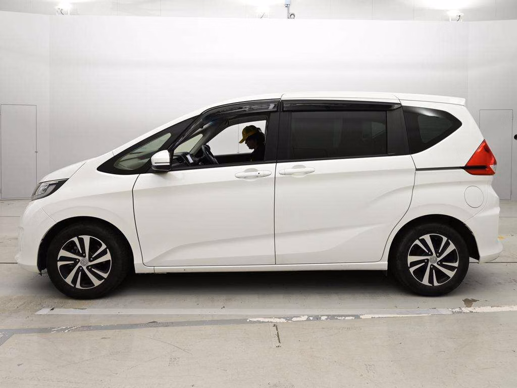 HONDA FREED+