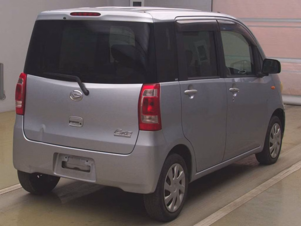 DAIHATSU TANTO EXE