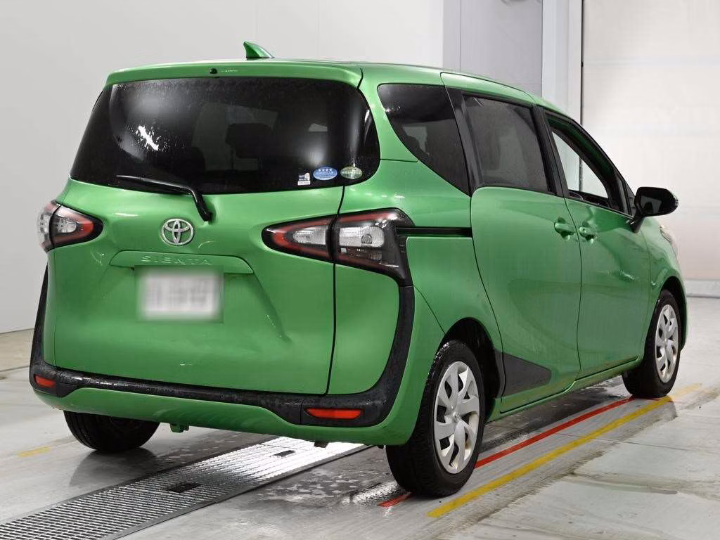 TOYOTA SIENTA