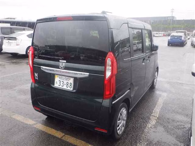 HONDA N-BOX
