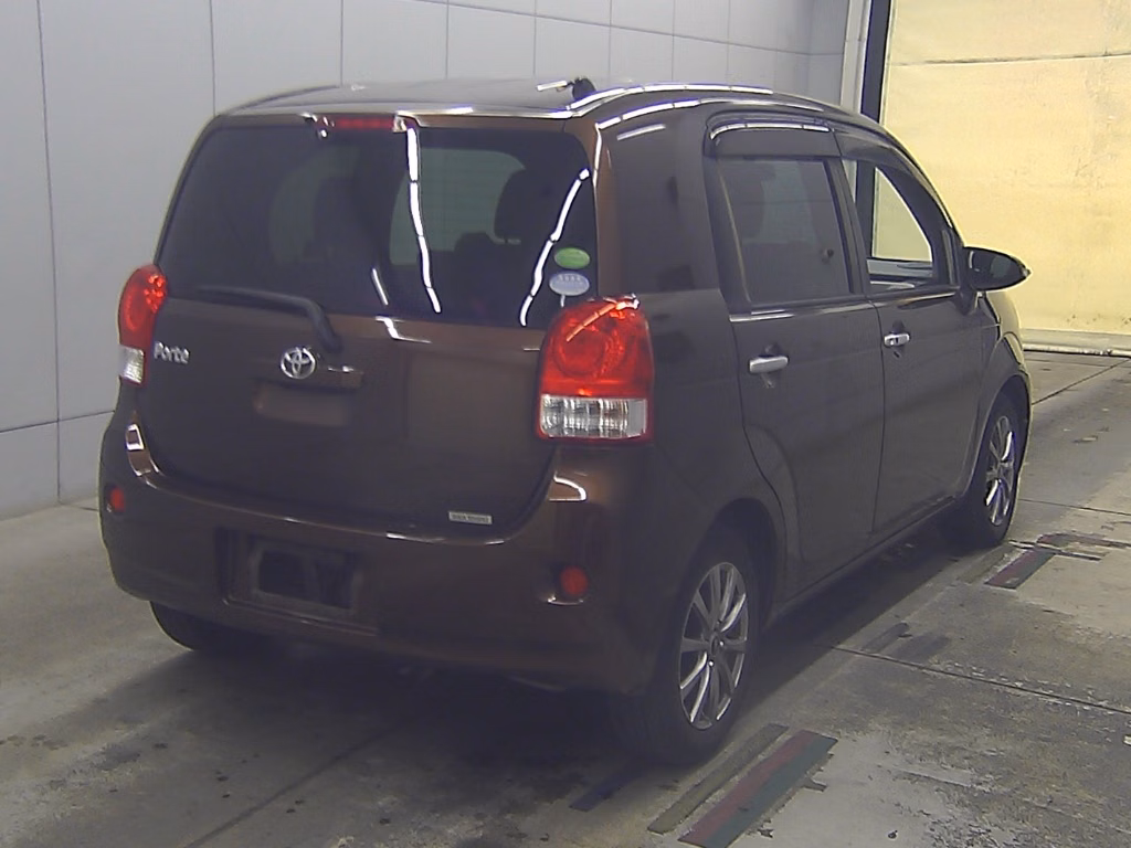 TOYOTA PORTE
