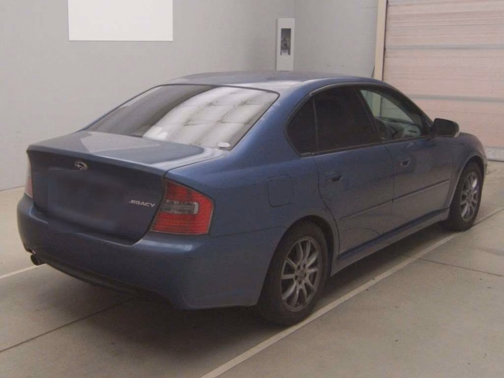 SUBARU LEGACY B4