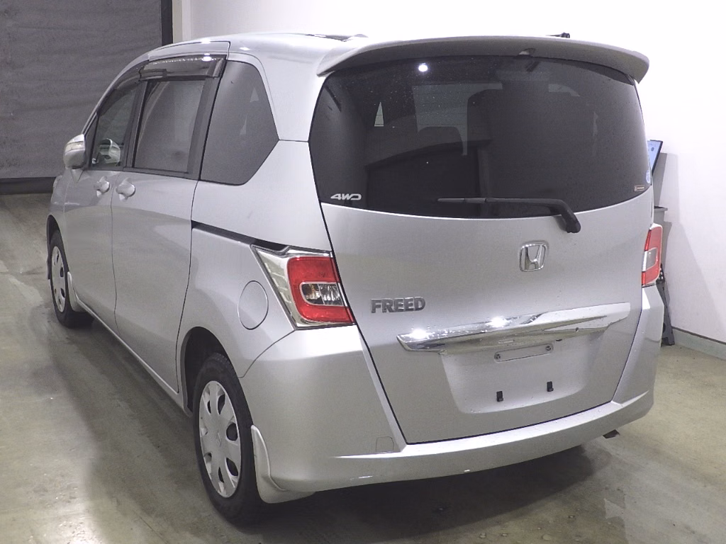 HONDA FREED