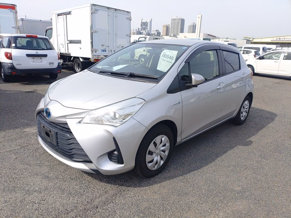 TOYOTA VITZ