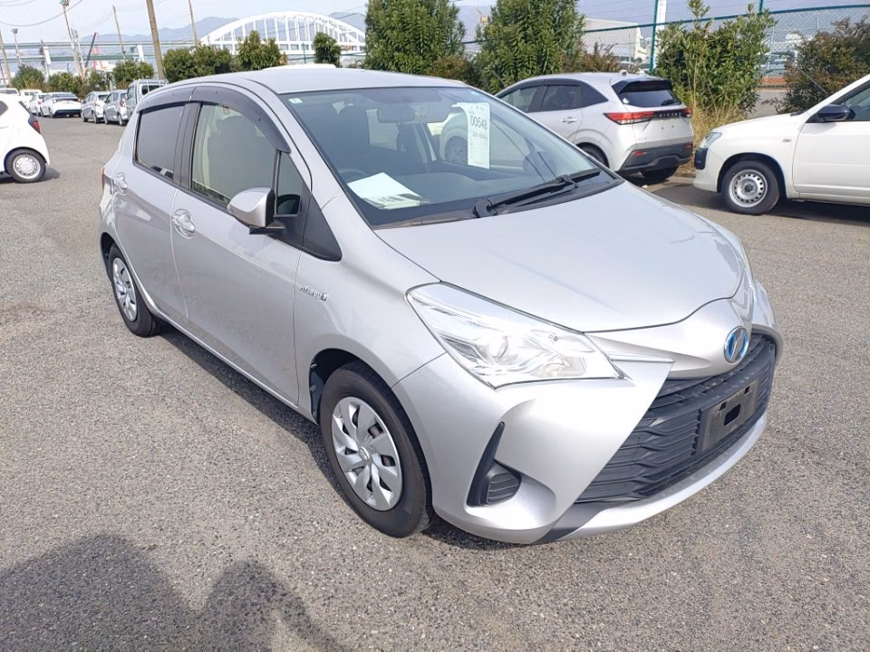 TOYOTA VITZ