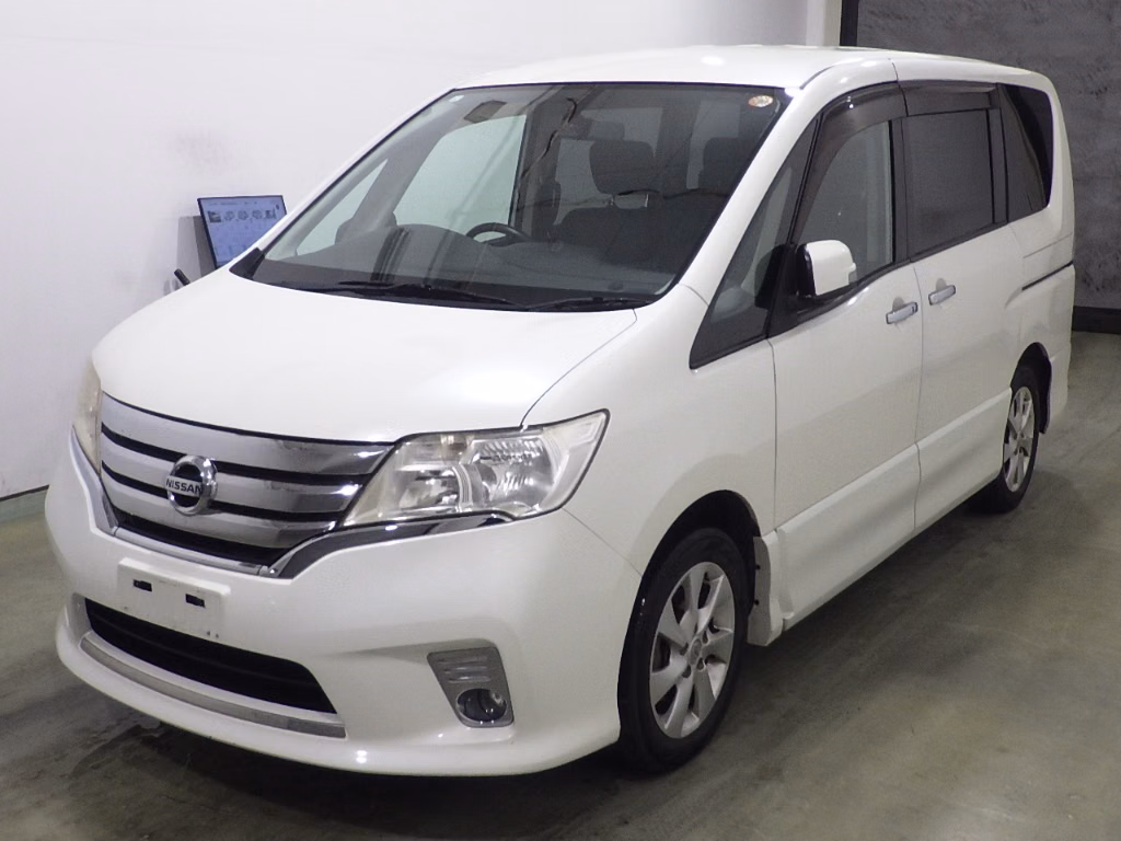 NISSAN SERENA