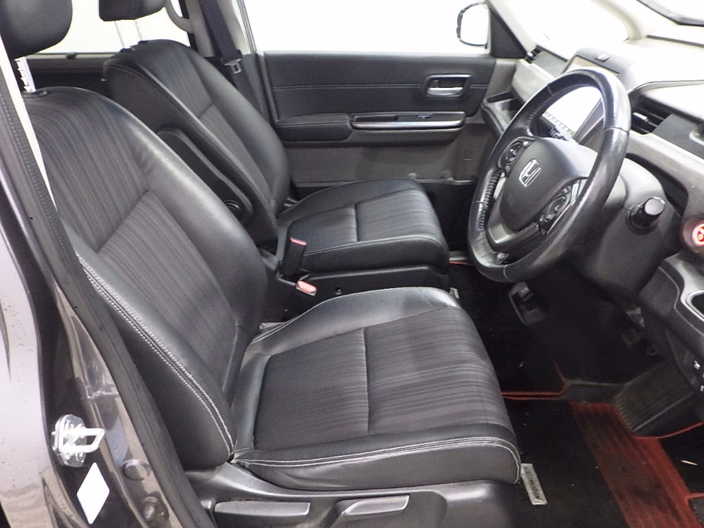 HONDA FREED+