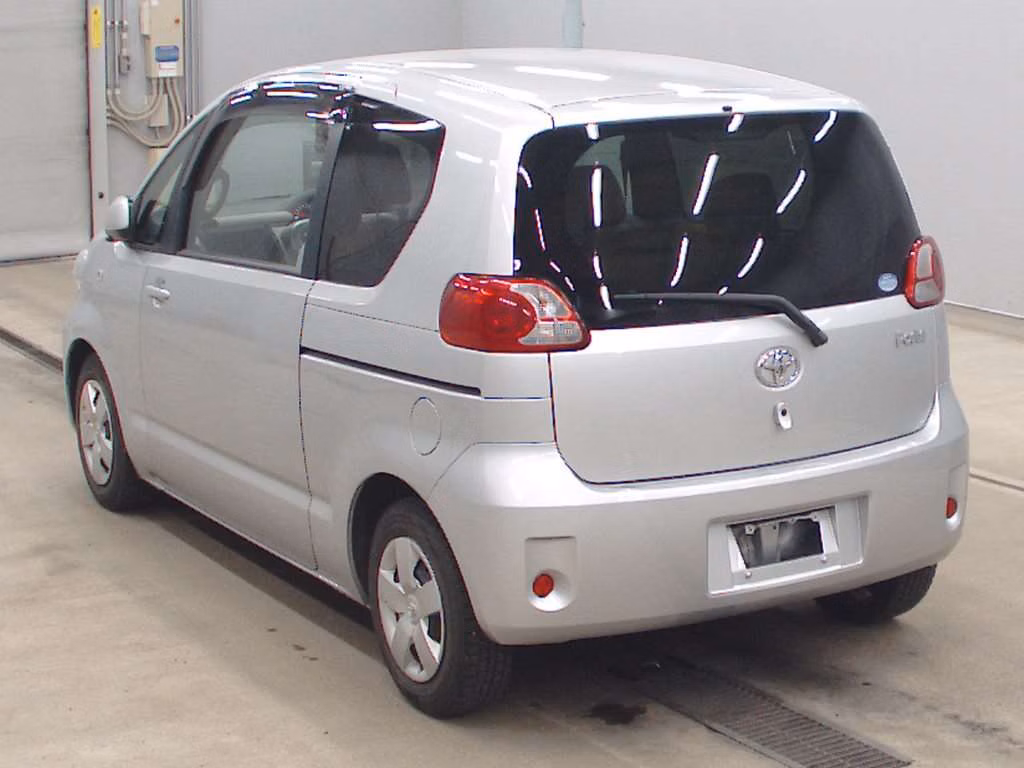TOYOTA PORTE