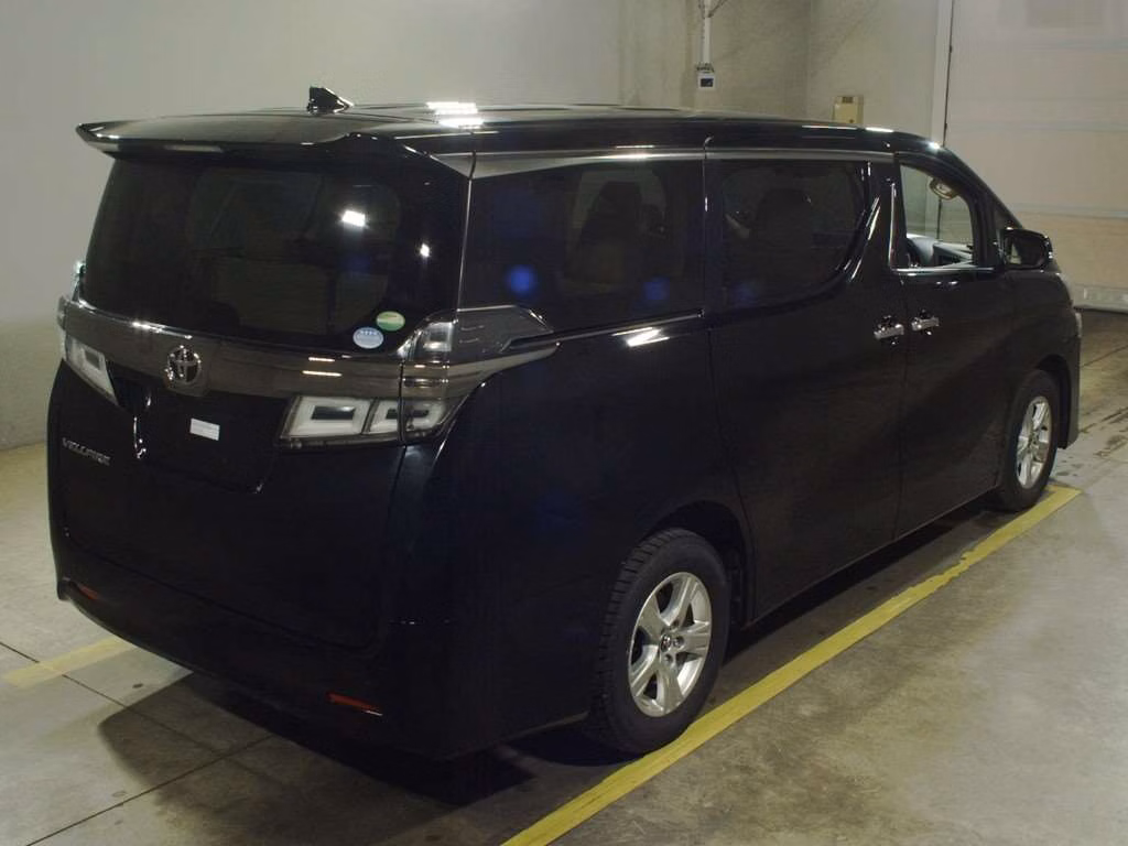 TOYOTA VELLFIRE
