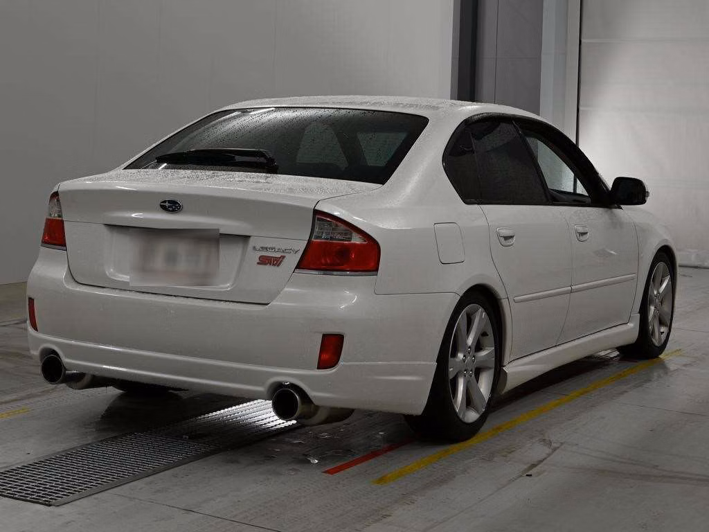 SUBARU LEGACY B4