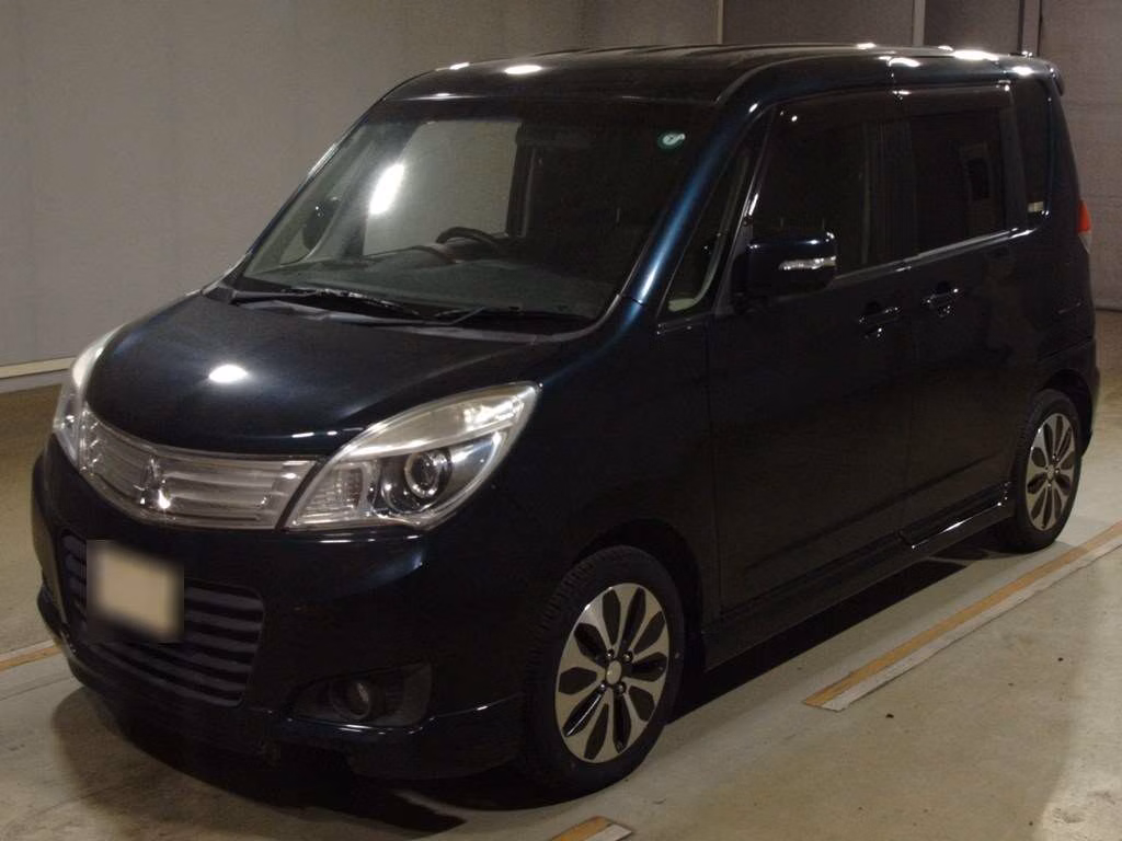 MITSUBISHI DELICA D:2