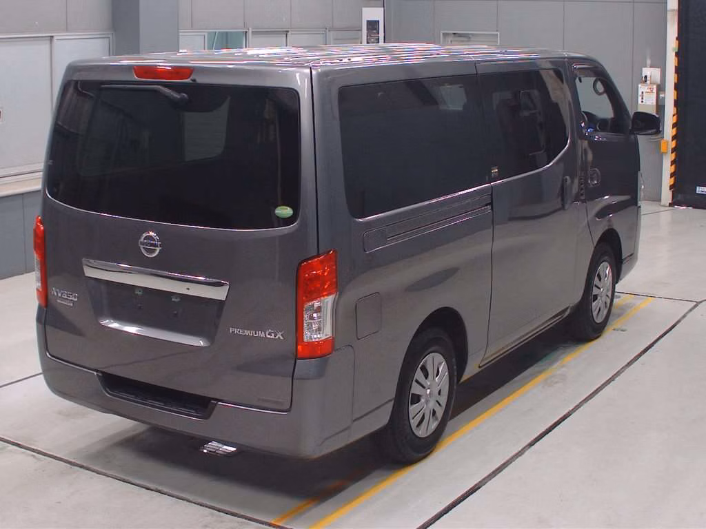 NISSAN NV350 CARAVAN
