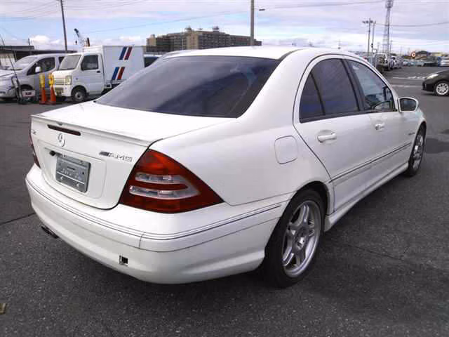 MERCEDES-BENZ C-CLASS