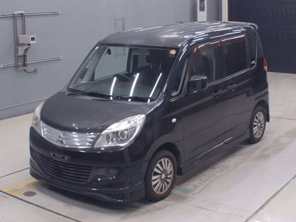 MITSUBISHI DELICA D:2