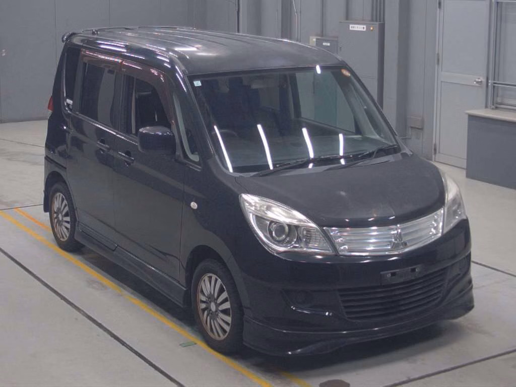 MITSUBISHI DELICA D:2