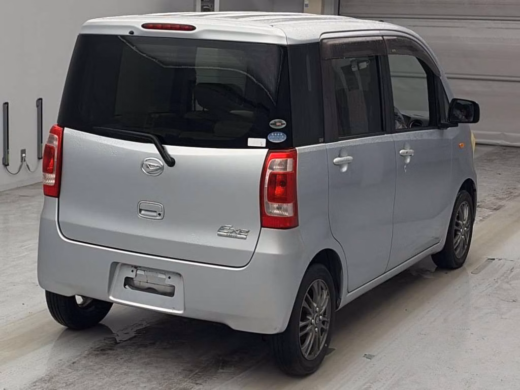 DAIHATSU TANTO EXE