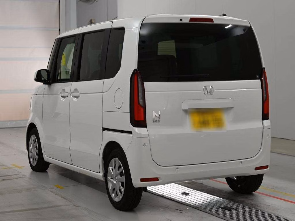 HONDA N-BOX