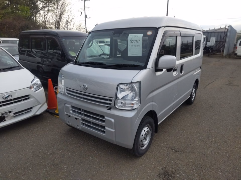 NISSAN NV100 CLIPPER