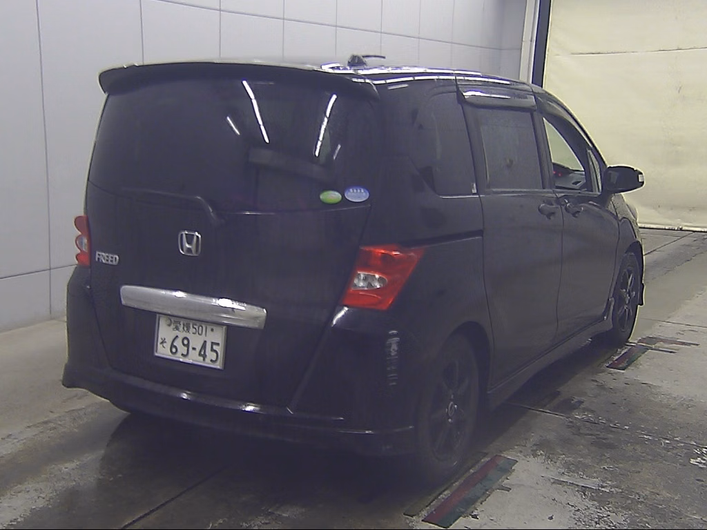 HONDA FREED