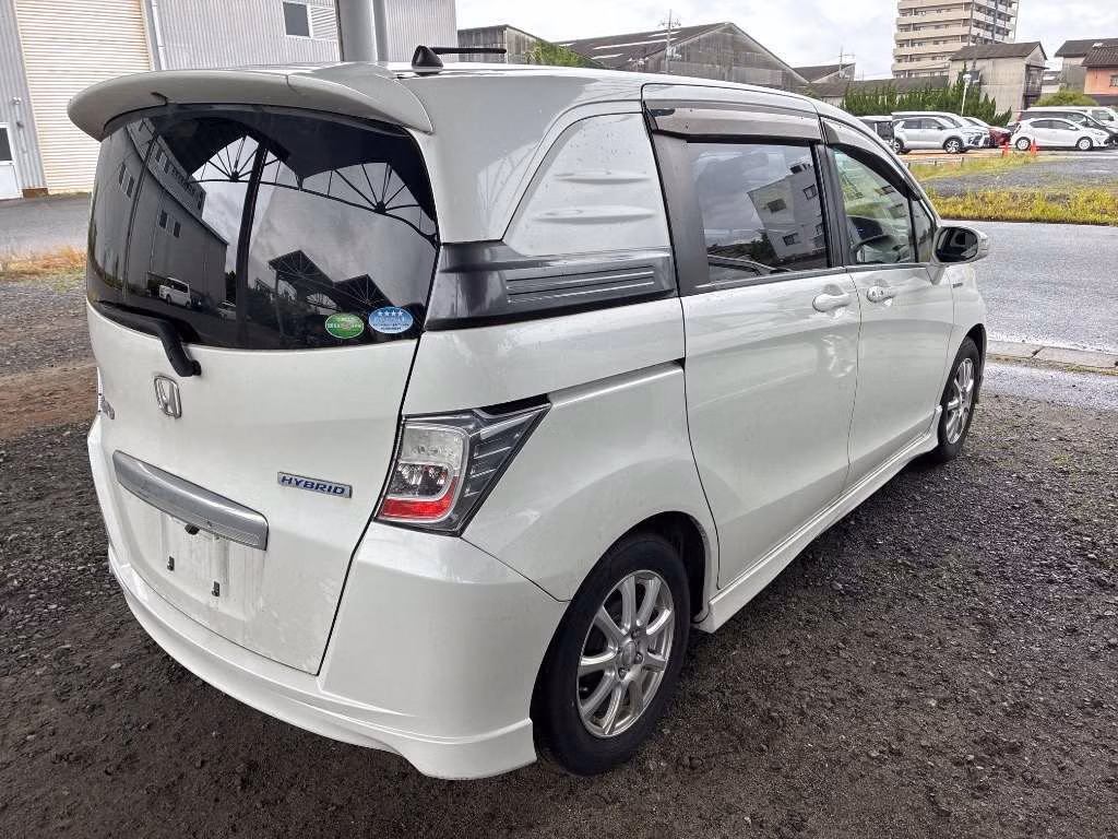 HONDA FREED