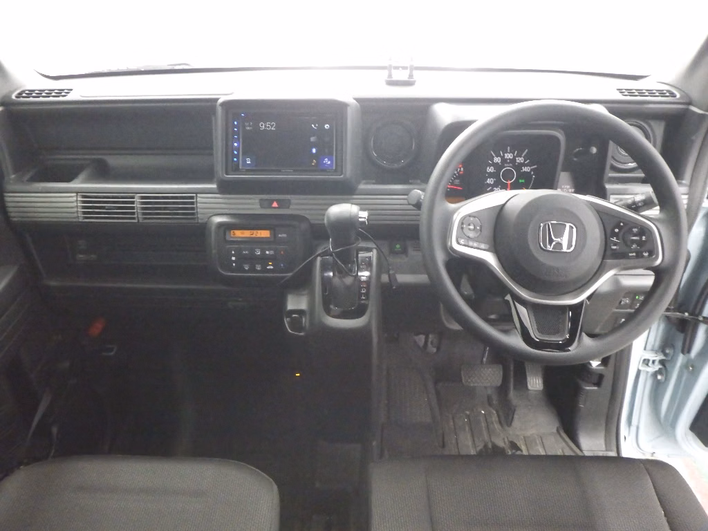 HONDA N-VAN