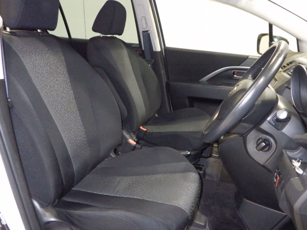 NISSAN LAFESTA
