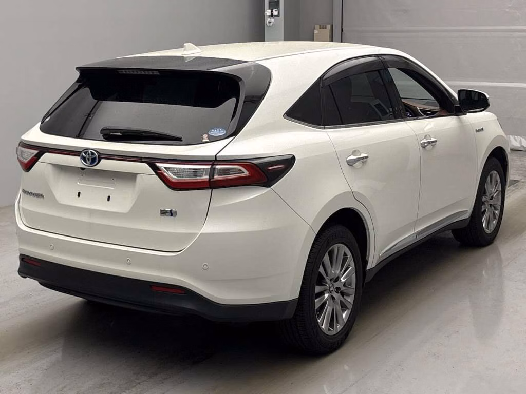 TOYOTA HARRIER