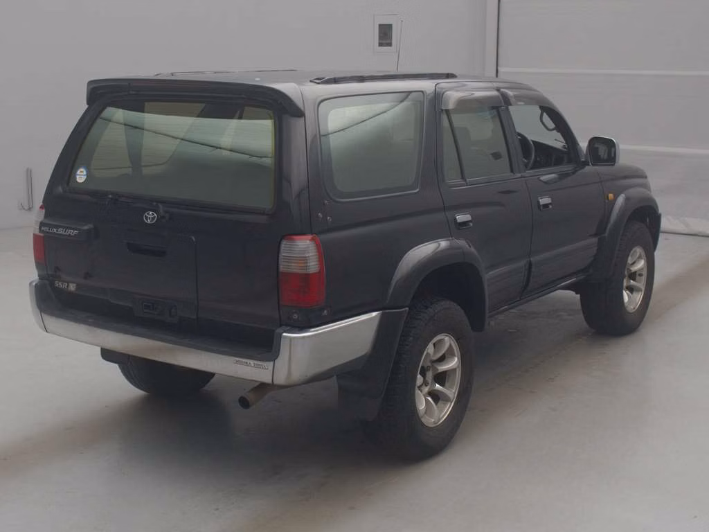 TOYOTA HILUX SURF