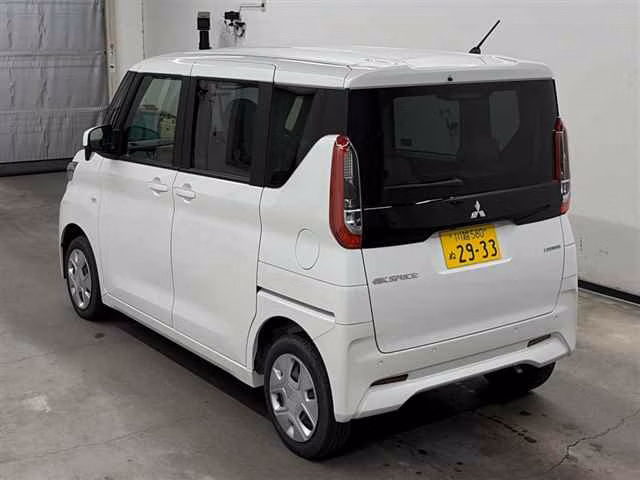 MITSUBISHI EK SPACE