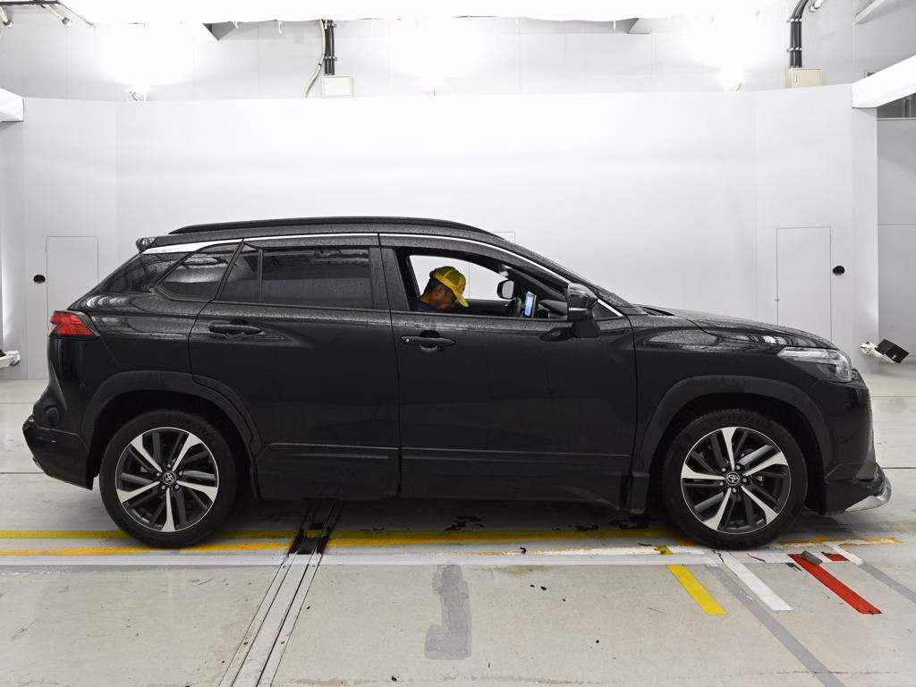 TOYOTA COROLLA CROSS