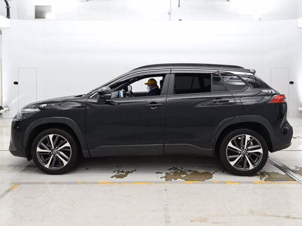 TOYOTA COROLLA CROSS