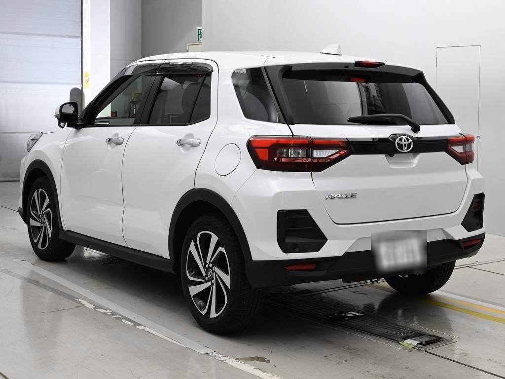 TOYOTA RAIZE