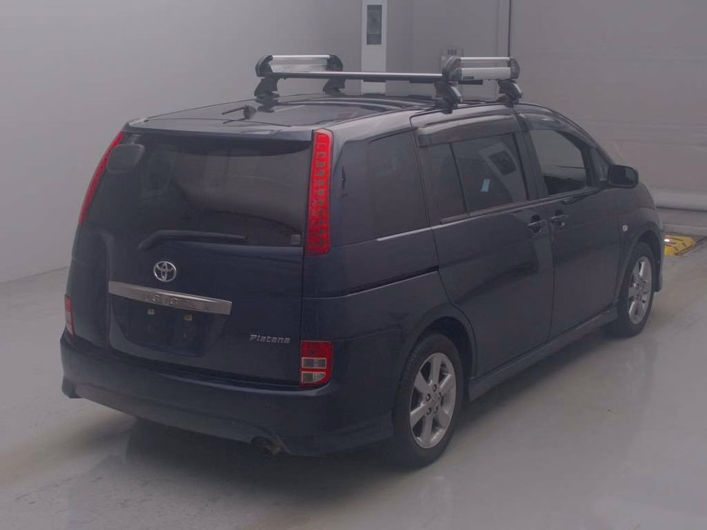 TOYOTA ISIS