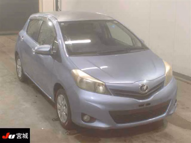 TOYOTA VITZ