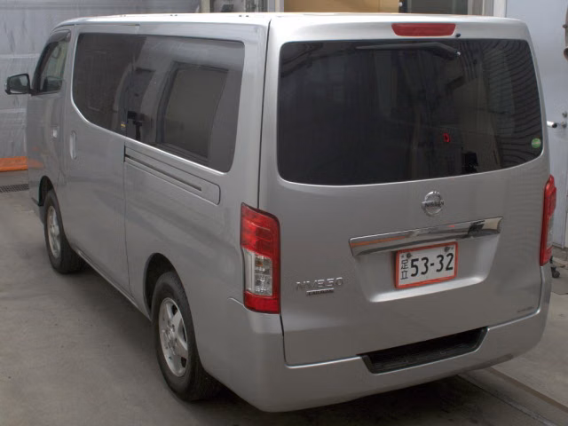 NISSAN NV350 CARAVAN