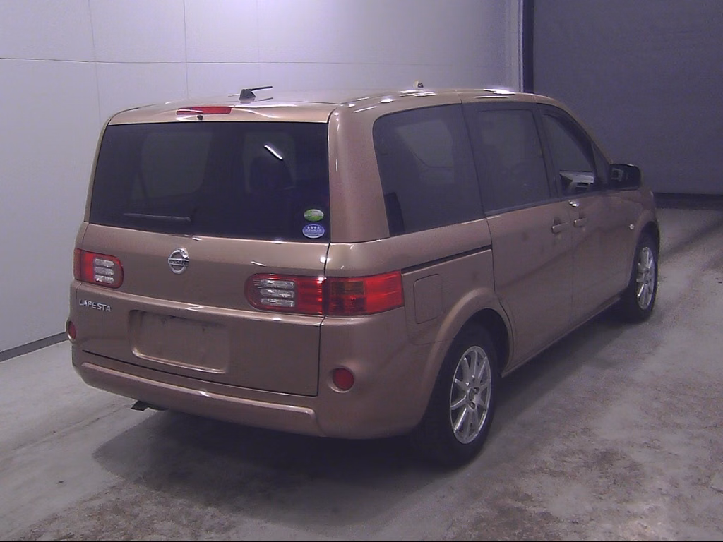 NISSAN LAFESTA
