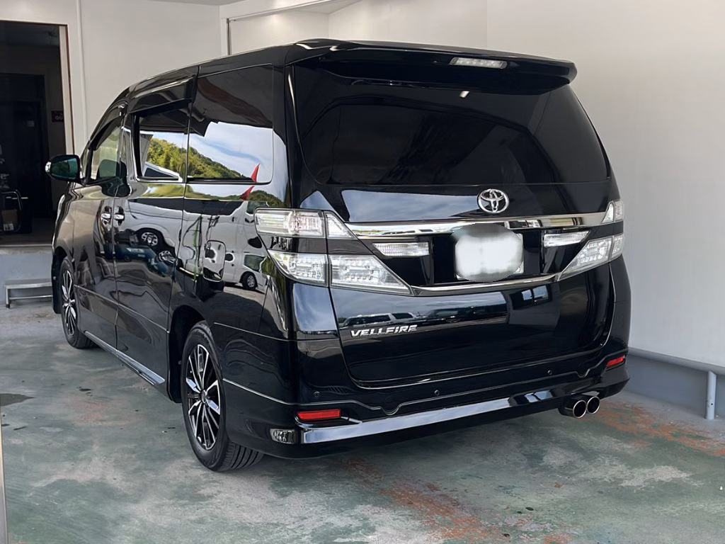 TOYOTA VELLFIRE