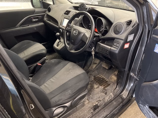 NISSAN LAFESTA