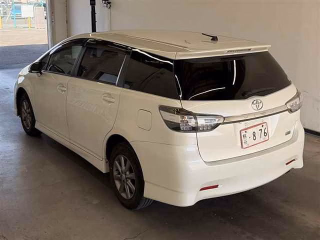TOYOTA WISH