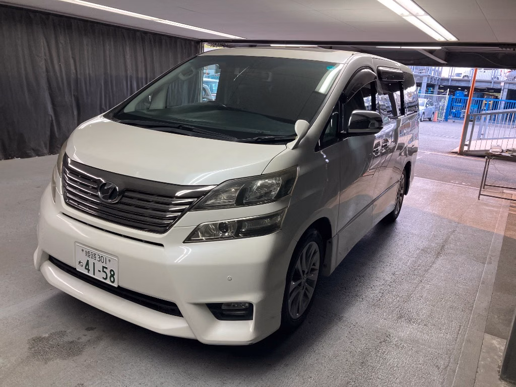 TOYOTA VELLFIRE
