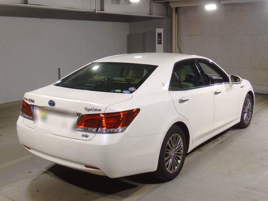TOYOTA CROWN