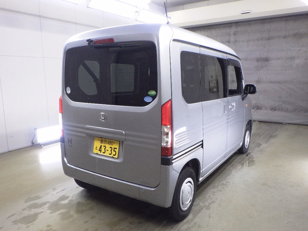 HONDA N-VAN