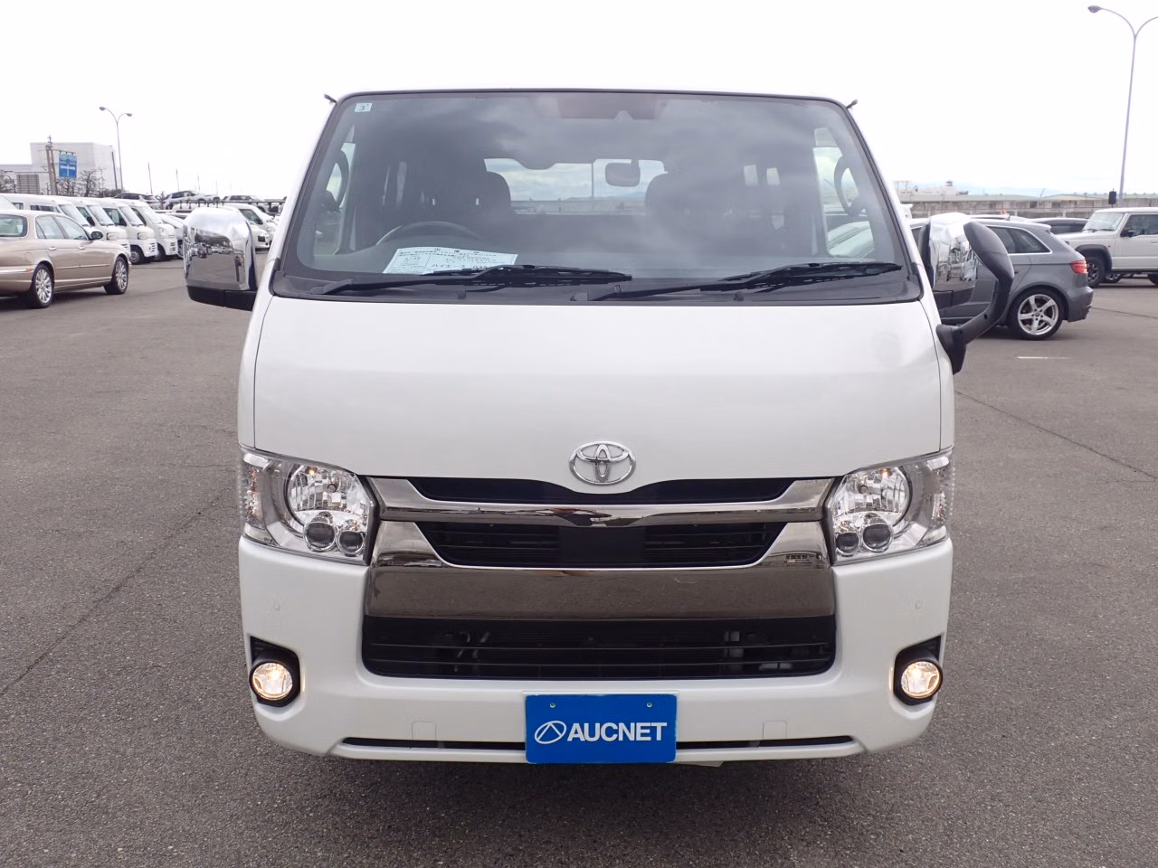 TOYOTA REGIUS ACE