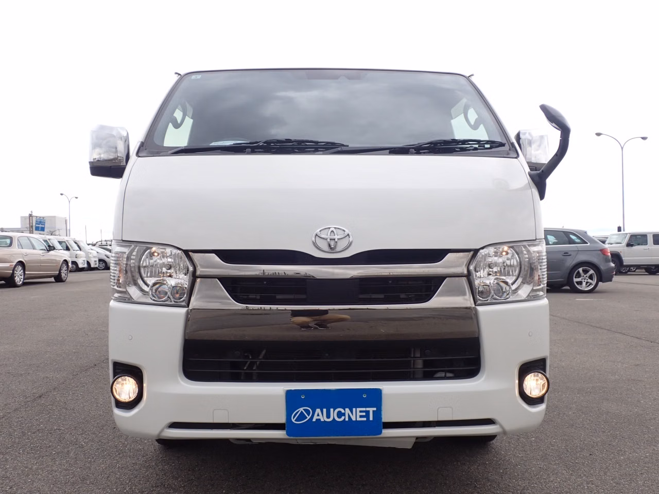 TOYOTA REGIUS ACE