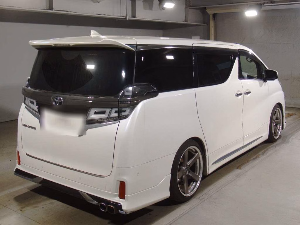 TOYOTA VELLFIRE