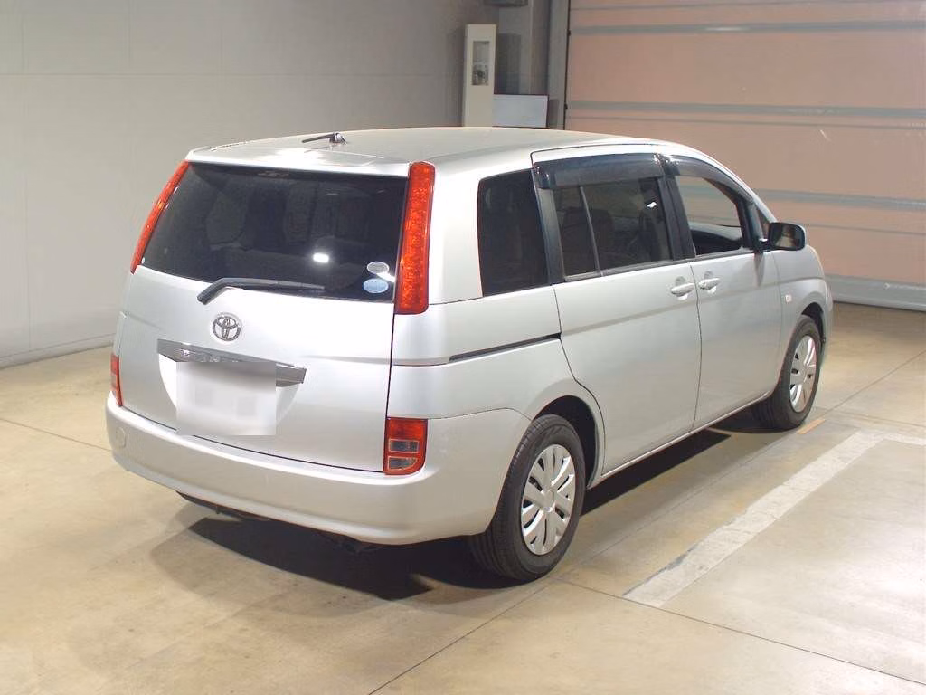 TOYOTA ISIS