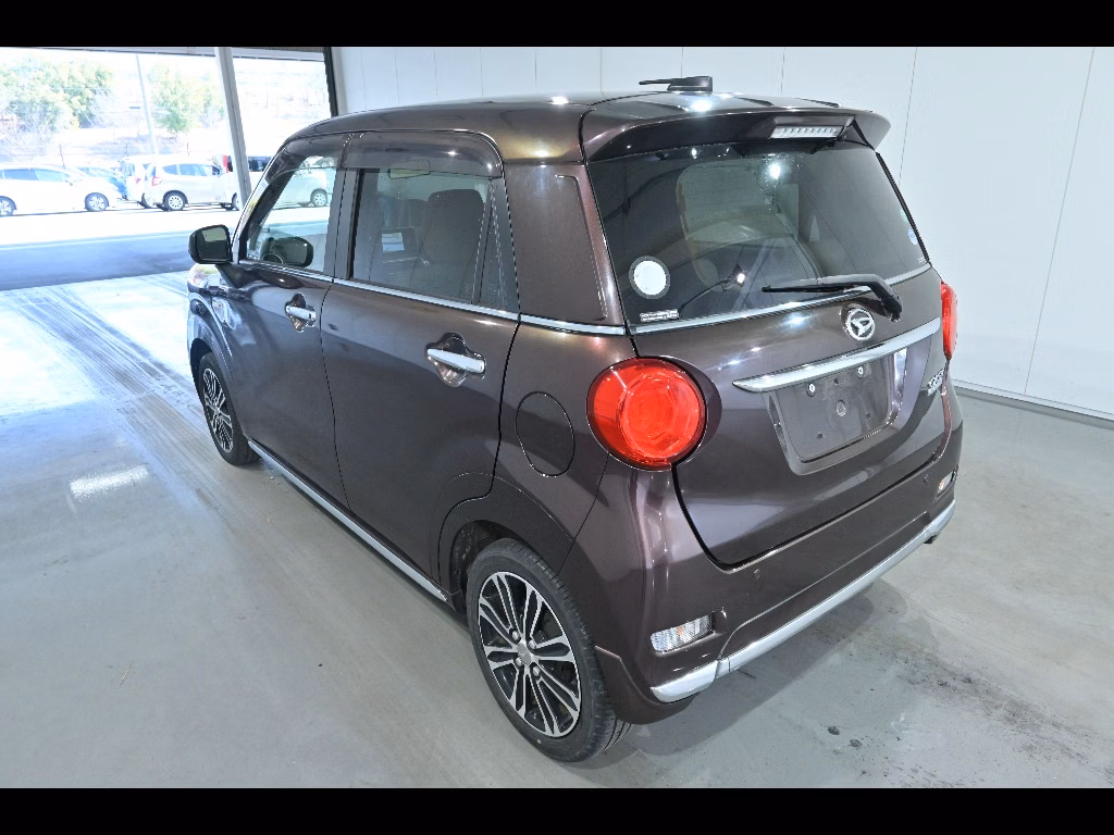 DAIHATSU CAST